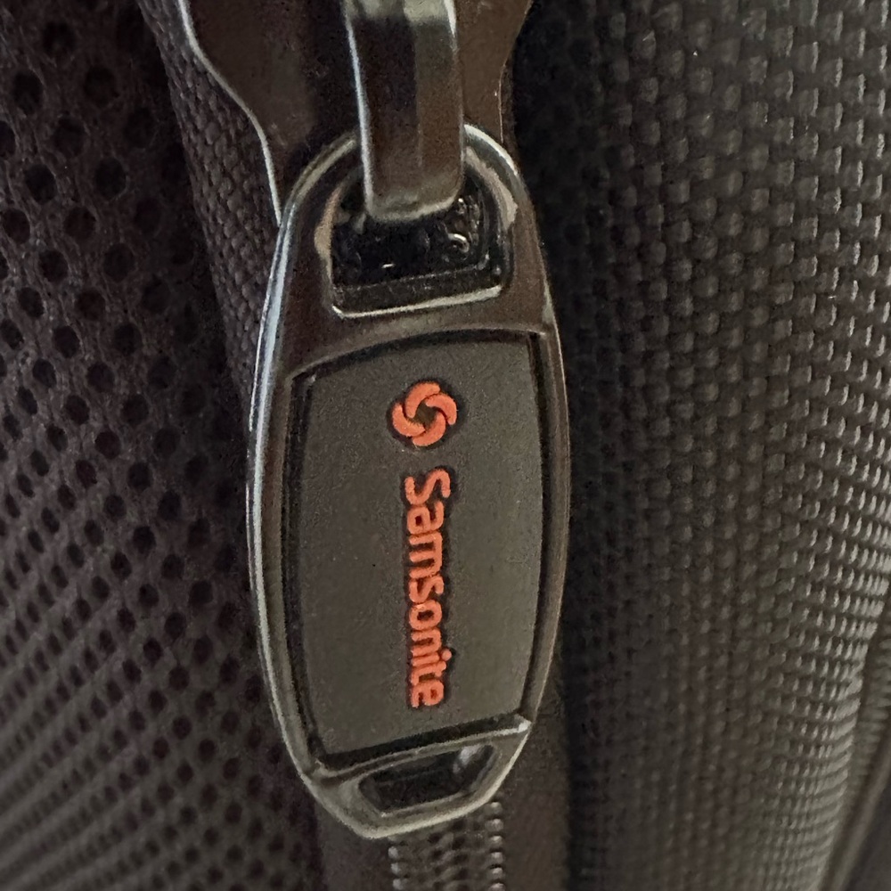 Samsonite Pro-Dlx Laptop Backpack - image 6